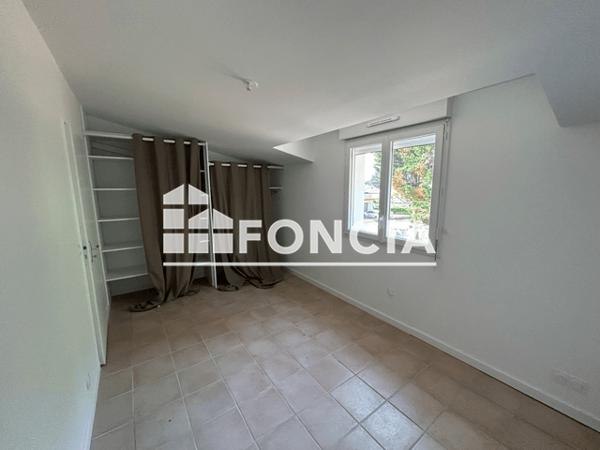Location Appartement 3 pièces 83.27 m² - 18 RUE PAUL BANOS Mont De Marsan 40000