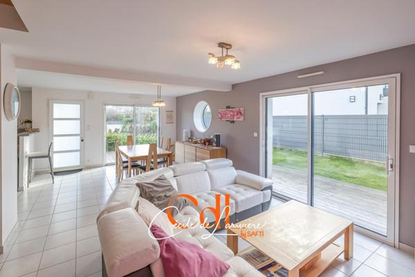 Superbe contemporaine vue mer sur Roscoff, au calme et fond d'impasse !