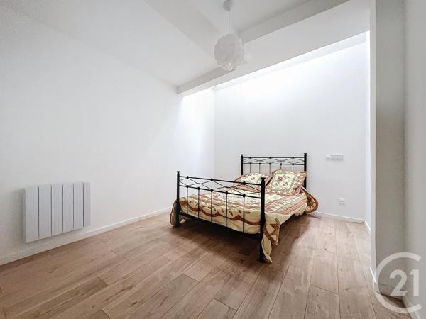 Appartement F4 à vendre  4 pièces - 97,20 m2 MONTEREAU FAULT YONNE - 77