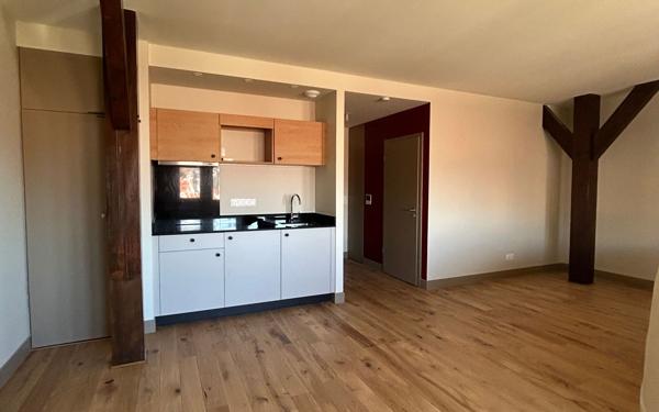 Appartement à louer    1 pièce • 39,80 m2 Metz