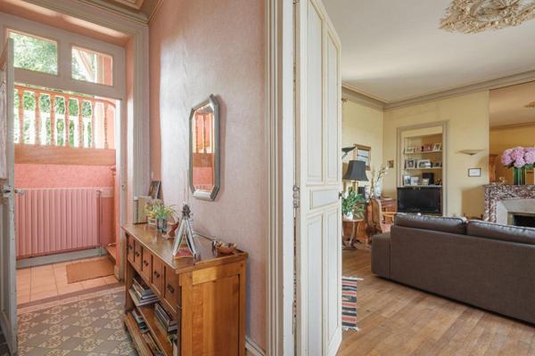 Maison de maître 190m² + 500m² de dépendances, Divatte sur Loire (44450)