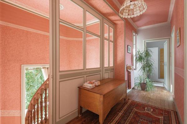 Maison de maître 190m² + 500m² de dépendances, Divatte sur Loire (44450)