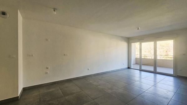 Appartement Nimes 3 pièces 65.10 m2