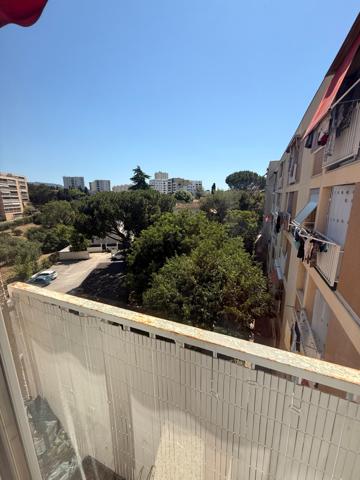 Appartement de 57m² avec 3 pièces à vendre à Marseille 12 ème - Saint Julien (13)