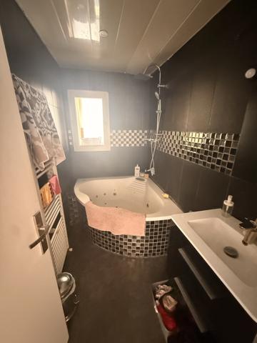 Appartement de 57m² avec 3 pièces à vendre à Marseille 12 ème - Saint Julien (13)