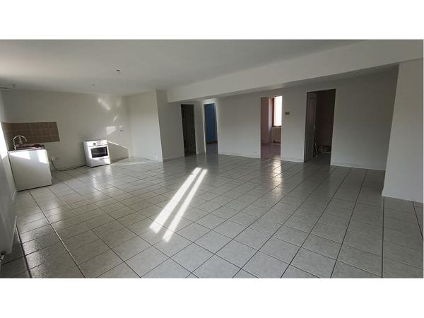 Appartement F4 - HOPITAL SOUS ROCHEFORT
