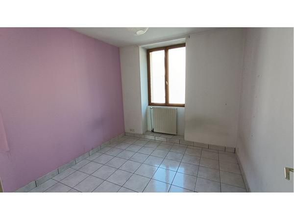 Appartement F4 - HOPITAL SOUS ROCHEFORT