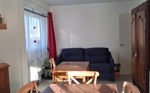 Appartement à vendre    3 pièces • 84 m2 Nevers