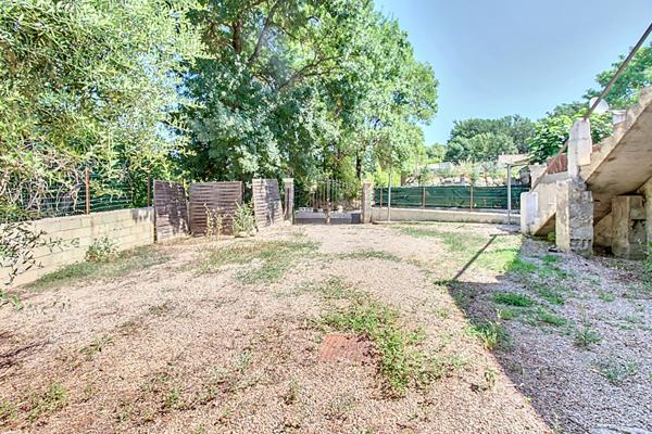 A VENDRE EXCLUSIVITÉ ! SAINT ANTONIN DU VAR ! HAUT DE VILLA 74 m² avec jardin et garage