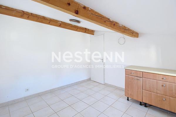 A VENDRE EXCLUSIVITÉ ! SAINT ANTONIN DU VAR ! HAUT DE VILLA 74 m² avec jardin et garage