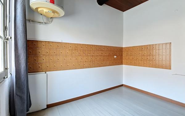 Appartement à vendre    2 pièces • 37 m2 Toulon