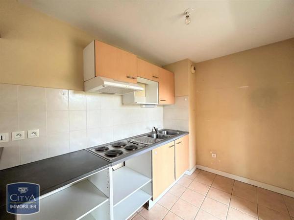 Appartement à louer 3 pièces 58m² Castelsarrasin (82100)
