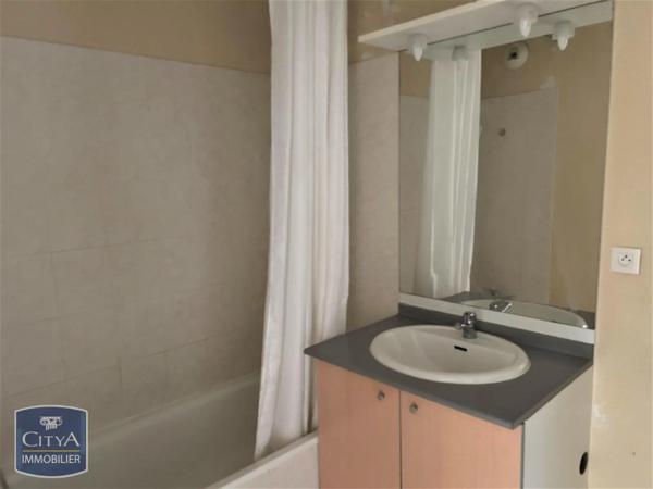 Appartement à louer 3 pièces 58m² Castelsarrasin (82100)