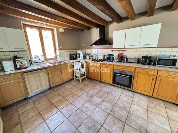 Charmante longère en pierre de 150 m² à La Ferté-Milon