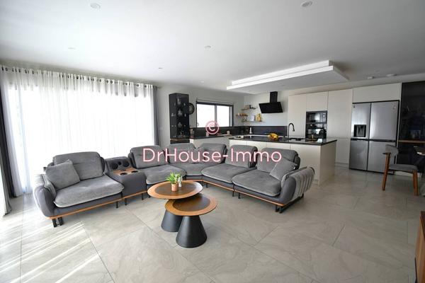 Maison à vendre 4 pièces de 146 m²