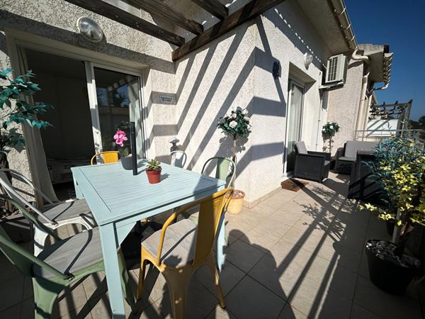 À VENDRE ! T3 MEUBLÉ & ÉQUIPÉ !PRÊT À VIVRE ! PISCINE ET PLAGE