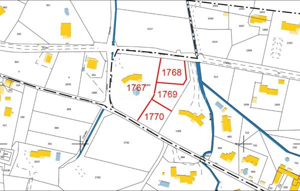 Terrain de 3 150 m²