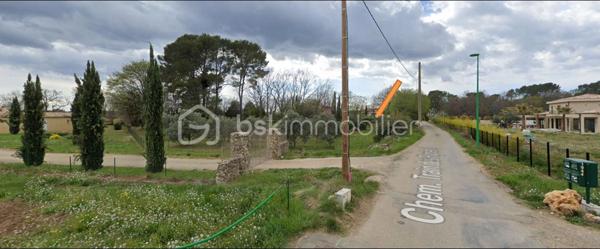 Terrain de 3 150 m²