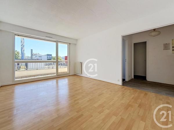 Appartement F3 à vendre  3 pièces - 44,20 m 2   NOISY LE SEC  - 93