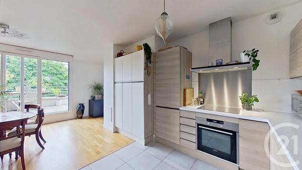 Appartement F5 à vendre  5 pièces - 103,98 m 2   NOGENT SUR MARNE  - 94