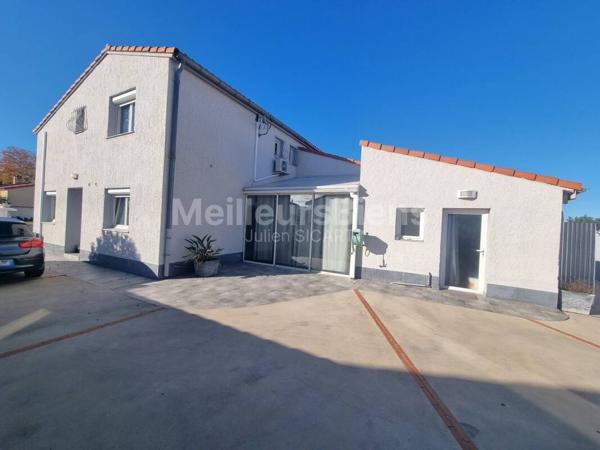 Villa 4 faces de 180m²