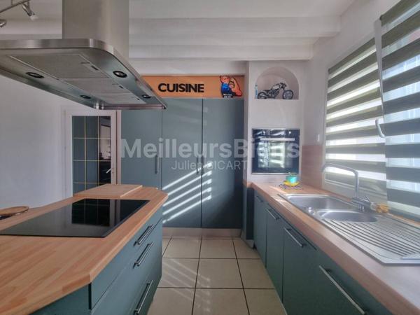 Villa 4 faces de 180m²