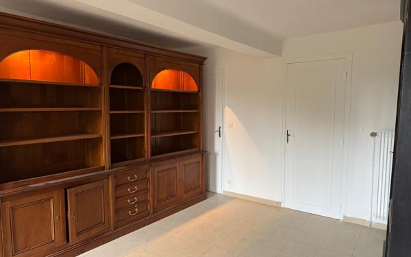 Maison à vendre    4 pièces • 150 m2 Évreux