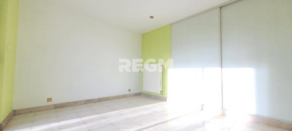 Saint-André-les-Vergers (10120) Maison de Maître-Artisan Tailleur de Pierre à Saint-André-les-Vergers