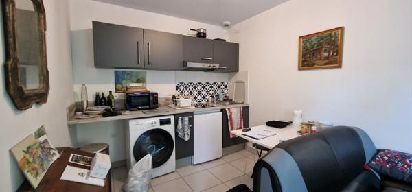APPARTEMENT DE 2 PIÈCES - 38 M² - CASTELNAUX-LE -LEZ