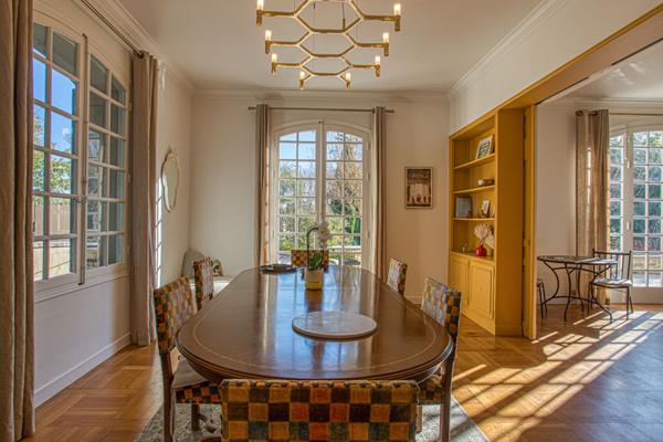 Bastide provençale raffinée entièrement rénovée