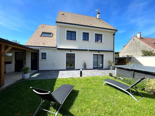 Maison individuelle 7 pièces - superbes prestations !