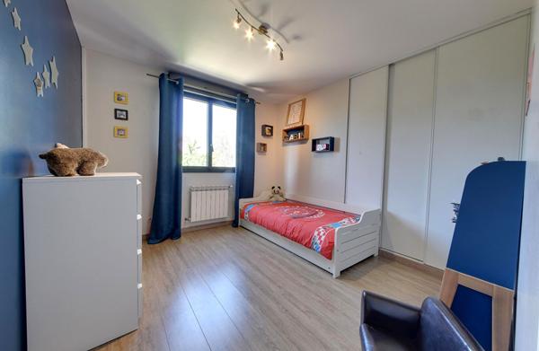 Maison individuelle 7 pièces - superbes prestations !