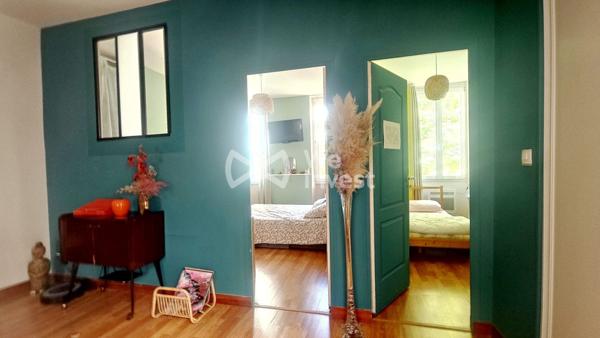 T3 cosy, au dernier étage d'une petite co-propriété, avec loggia ou balcon