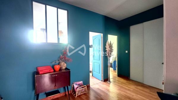 T3 cosy, au dernier étage d'une petite co-propriété, avec loggia ou balcon