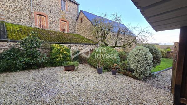 maison de bourg en pierres