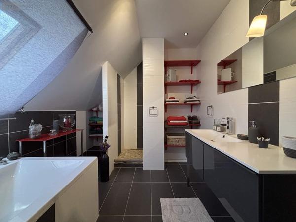 Maison à vendre à Nouzilly dans l'Indre-et-Loire (37380), ref : 37037/374B