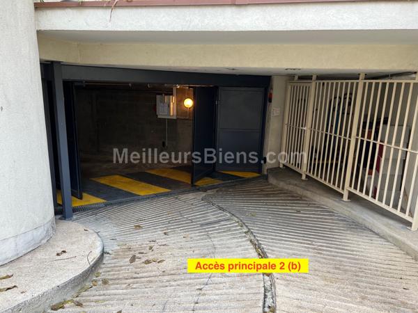 Paris!!! Rare à la vente!!! Lot de 8 grands boxes!!!!