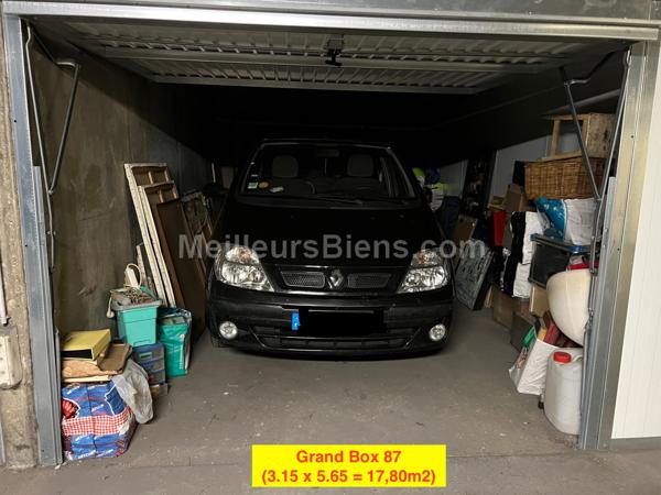 Paris!!! Rare à la vente!!! Lot de 8 grands boxes!!!!