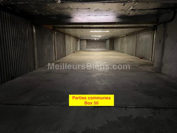 Paris!!! Rare à la vente!!! Lot de 8 grands boxes!!!!