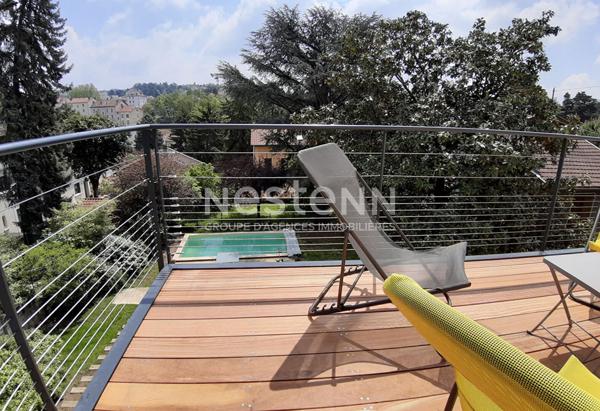 Maison bourgeoise à vendre à Écully - 7 pièces, piscine et garage