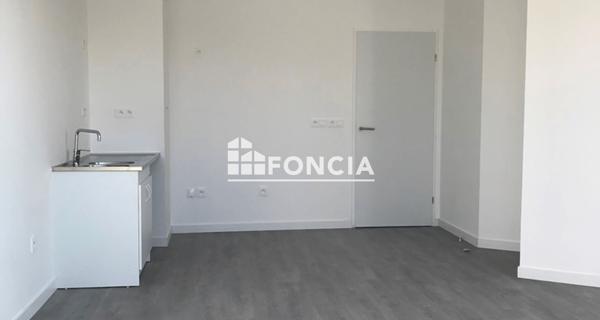 Location Appartement 3 pièces 55.8 m² - Houilles 78800