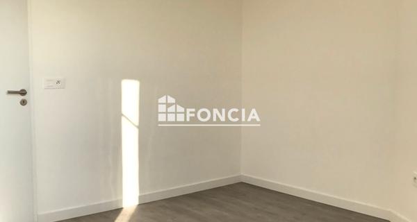 Location Appartement 3 pièces 55.8 m² - Houilles 78800