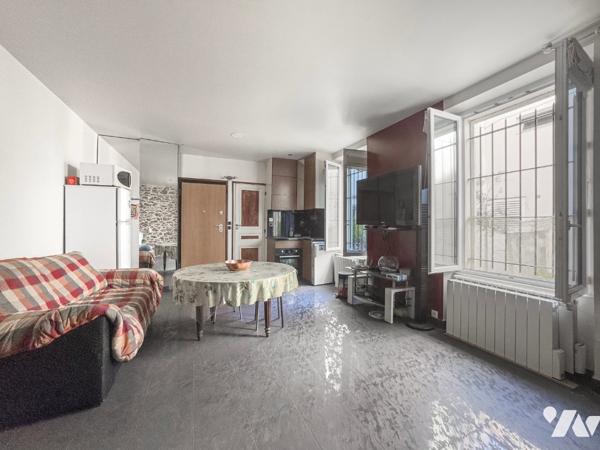 Studio de 28m2 lumineux et au calme