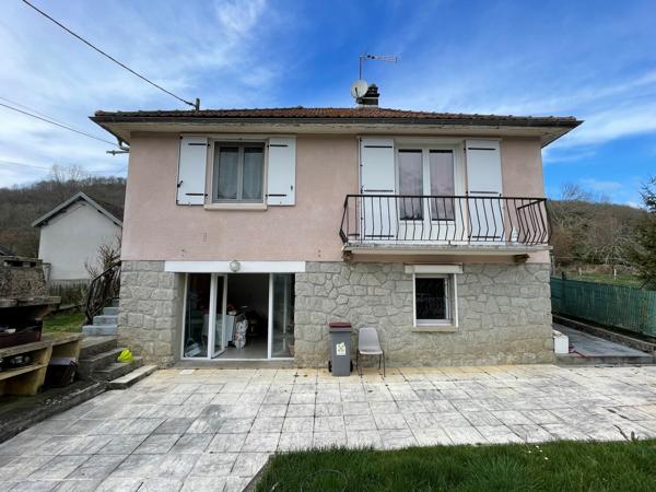 JOLIE MAISON FAMILIALE A YDES Ydes (15210)
