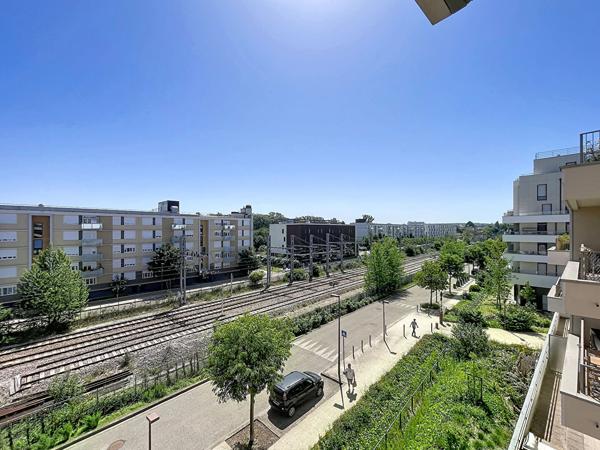 Appartement 3 pièces de 54.84 m² - Saint-Germain-en-Laye, quartier Grande Ceinture