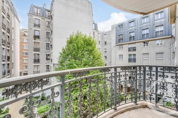 Appartement F2 à vendre  2 pièces - 51,31 m2 PARIS - 75013