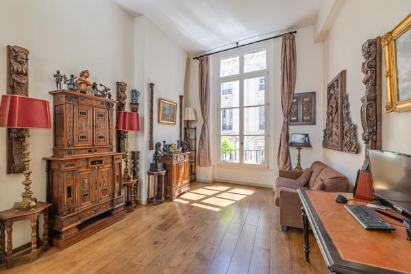 Magnifique appartement studio / 2 pièces - Secteur Place des Victoires