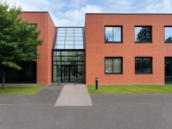 Bureaux à louer à MONT SAINT AIGNAN 76130