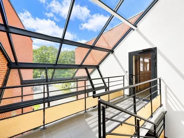 Bureaux à louer à MONT SAINT AIGNAN 76130