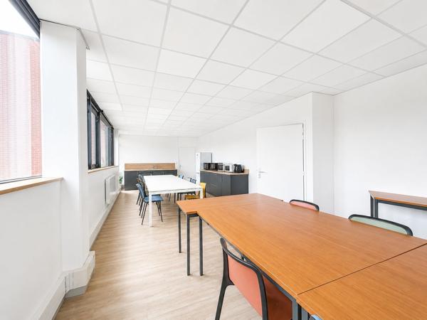 Bureaux à louer à MONT SAINT AIGNAN 76130